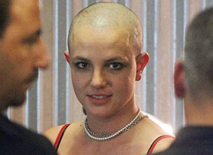 britney spears bald. Britney Spears